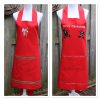 Rood keukenschort met Sint en op de andere kant Merry Christmas - Afbeelding 2