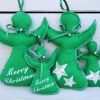 Groene vilten engelen met Merry Christmas of gouden glitter ster