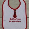 Netjes voor het kerstdiner en toch schoon blijven! Slab om gekleed te zijn voor het kerstdiner