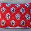 Vrolijke kussens met hertjes in het rood of met vrolijke vintage look- SALE - Afbeelding 5