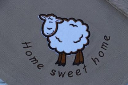 Keukenhanddoek en theedoek beige/kaki met een schaap en Home sweet home - Afbeelding 2