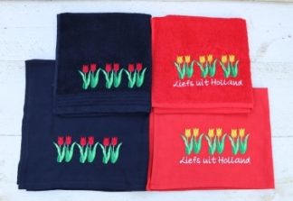 Donkerblauwe of rode keukenhanddoek en theedoek met rode of gele tulpen en/of tekst Liefs uit Holland