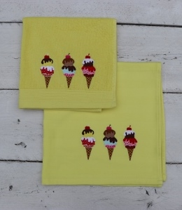 Keukenhanddoek en theedoek zachtgeel met heerlijke ijsjes