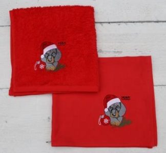 Keukenhanddoek en theedoek rood met grijze teckel met kerstmuts en kerstbal