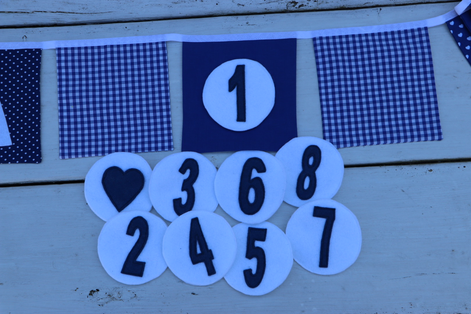 Vierkanten stoffen slinger in blauw met stippen/ruiten/sterren met de naam , verwisselbare leeftijd en jaar - Afbeelding 7